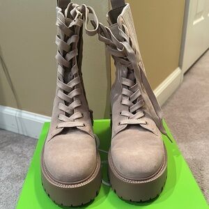Sam Edelman Tan Lace Up Boots for Effortless Style
